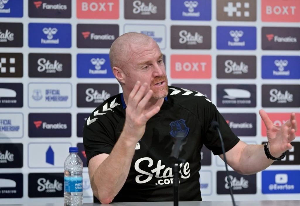 Sean Dyche’s financial comments may be the beginning of the end for Everton, while Arsenal’s loss adds to their troubles.