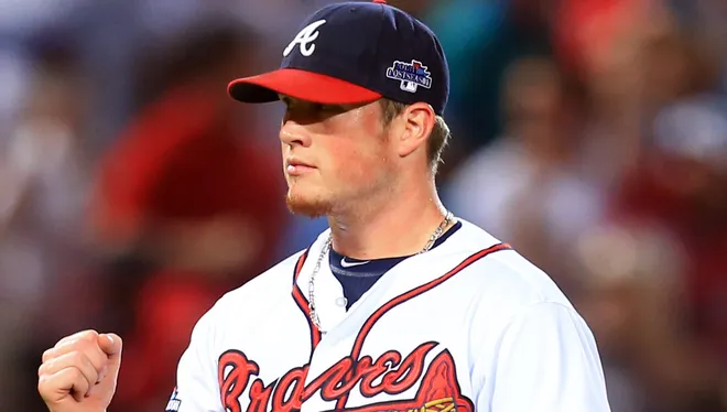 How Craig Kimbrel gets booed by Phillies fans during Game 6