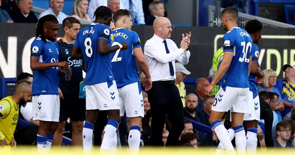 Everton 3-0 Burnley: In the Sean Dyche derby, the Toffees easily defeated the struggling Clarets.