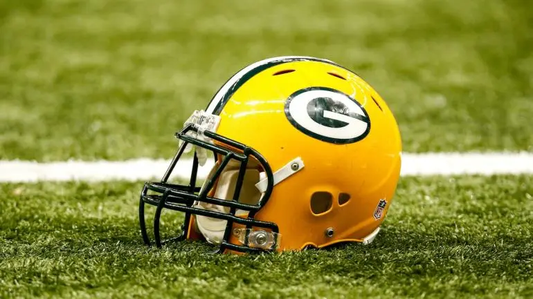 Here are the 3 franchise-altering decisions the Packers have to make this season..