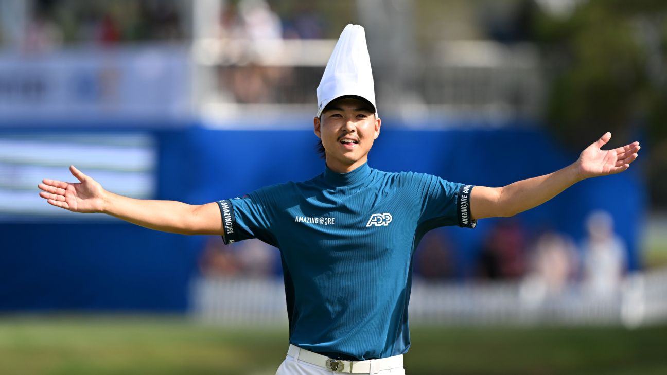 Lee wins the Australian PGA Championship by holding off Hoshino.