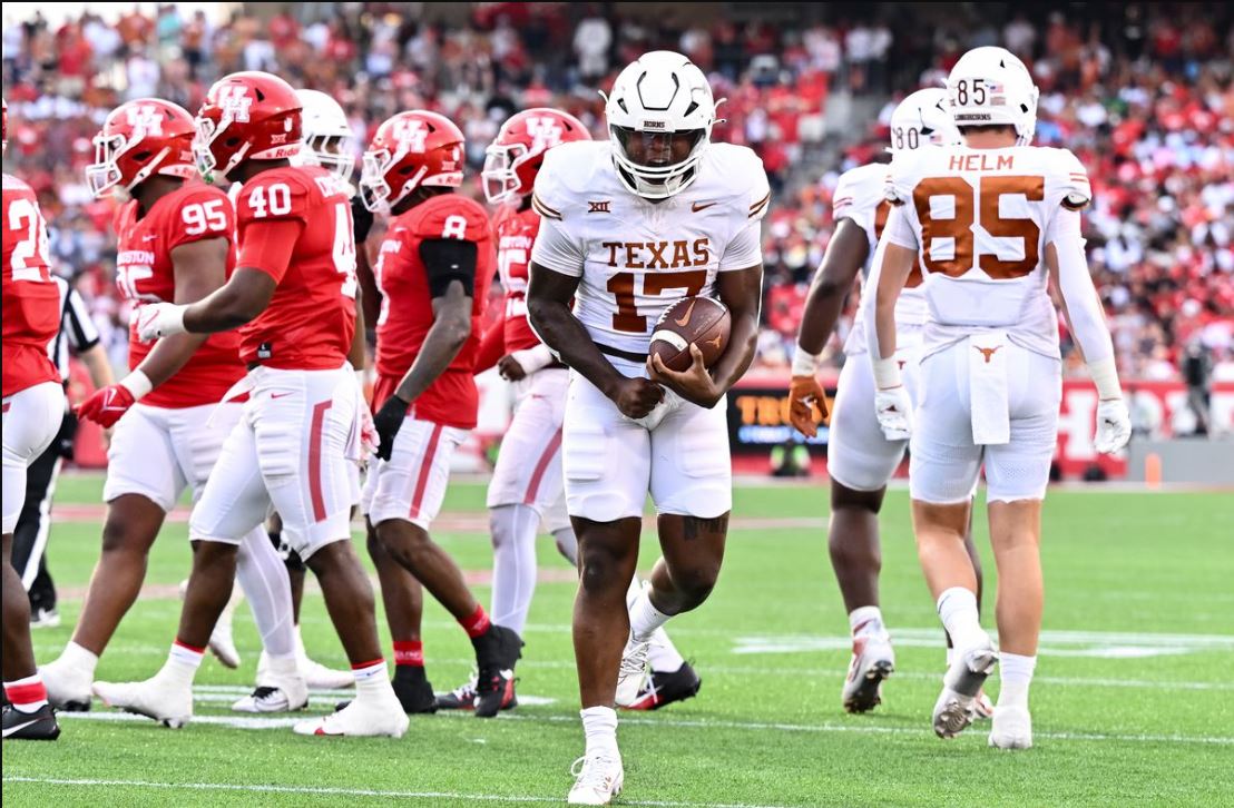 Breaking: Another Texas Longhorns RB To Enter NCAA Transfer Portal